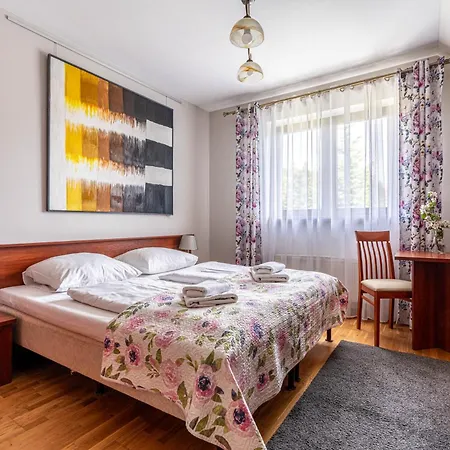 Artmontis Bed and Breakfast 4*