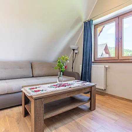 Willa Artmontis Bed & Breakfast 4*