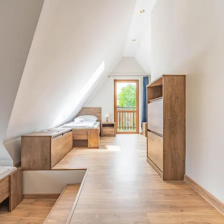 ベッド・アンド・ブレックファスト Willa Artmontis コシチェリスコ