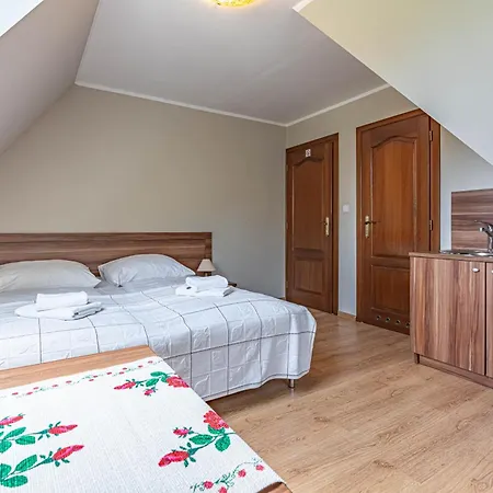 Willa Artmontis Bed & Breakfast