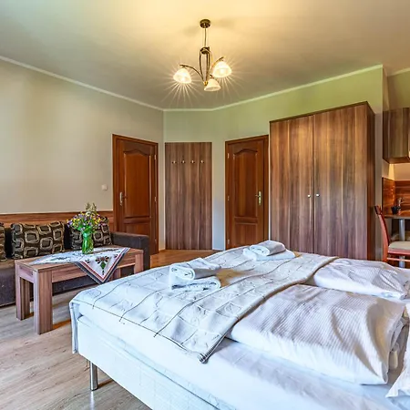 Willa Artmontis ベッド・アンド・ブレックファスト 4*