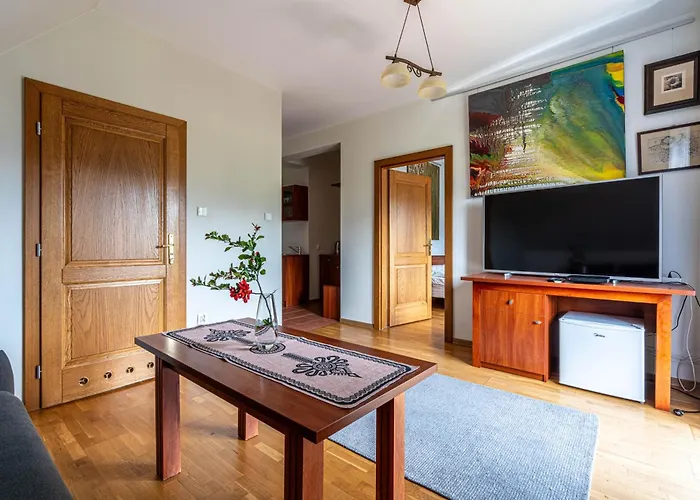 Artmontis Frühstückspension 4*