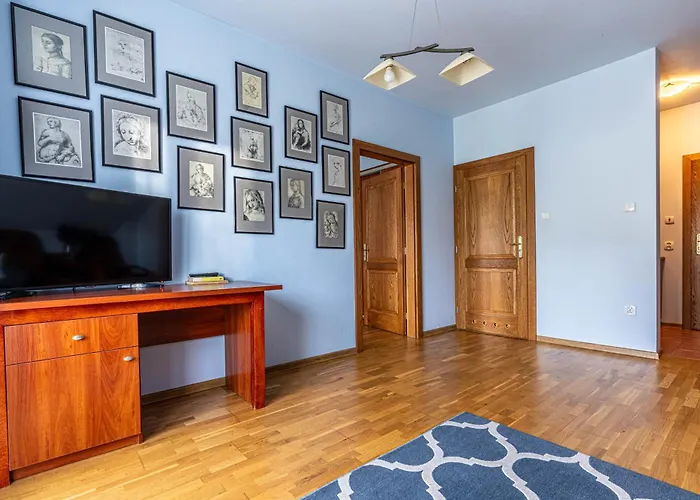 Artmontis Frühstückspension 4*