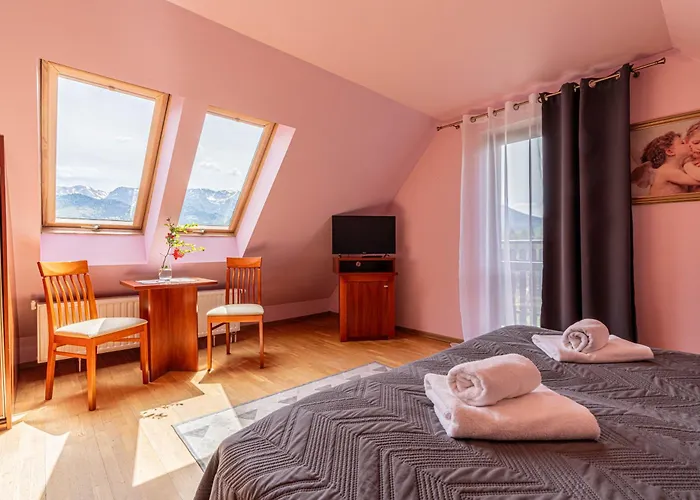 Frühstückspension Artmontis 4*