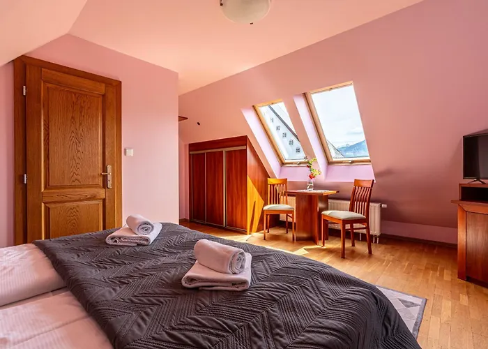 Artmontis Frühstückspension 4*